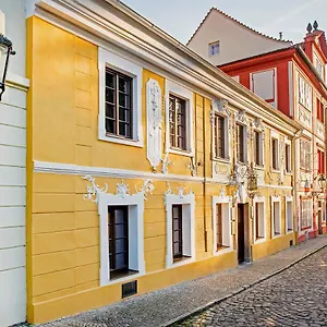 Beerland Chateaux - U Zlate Hrusky / At Golden Pear , Prague Czech Republic
